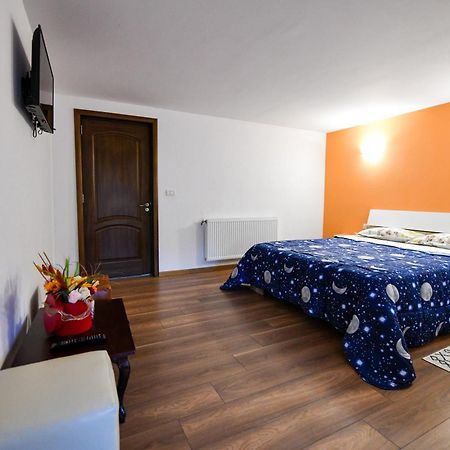Villa Castellino Tîrgu Ocna 外观 照片