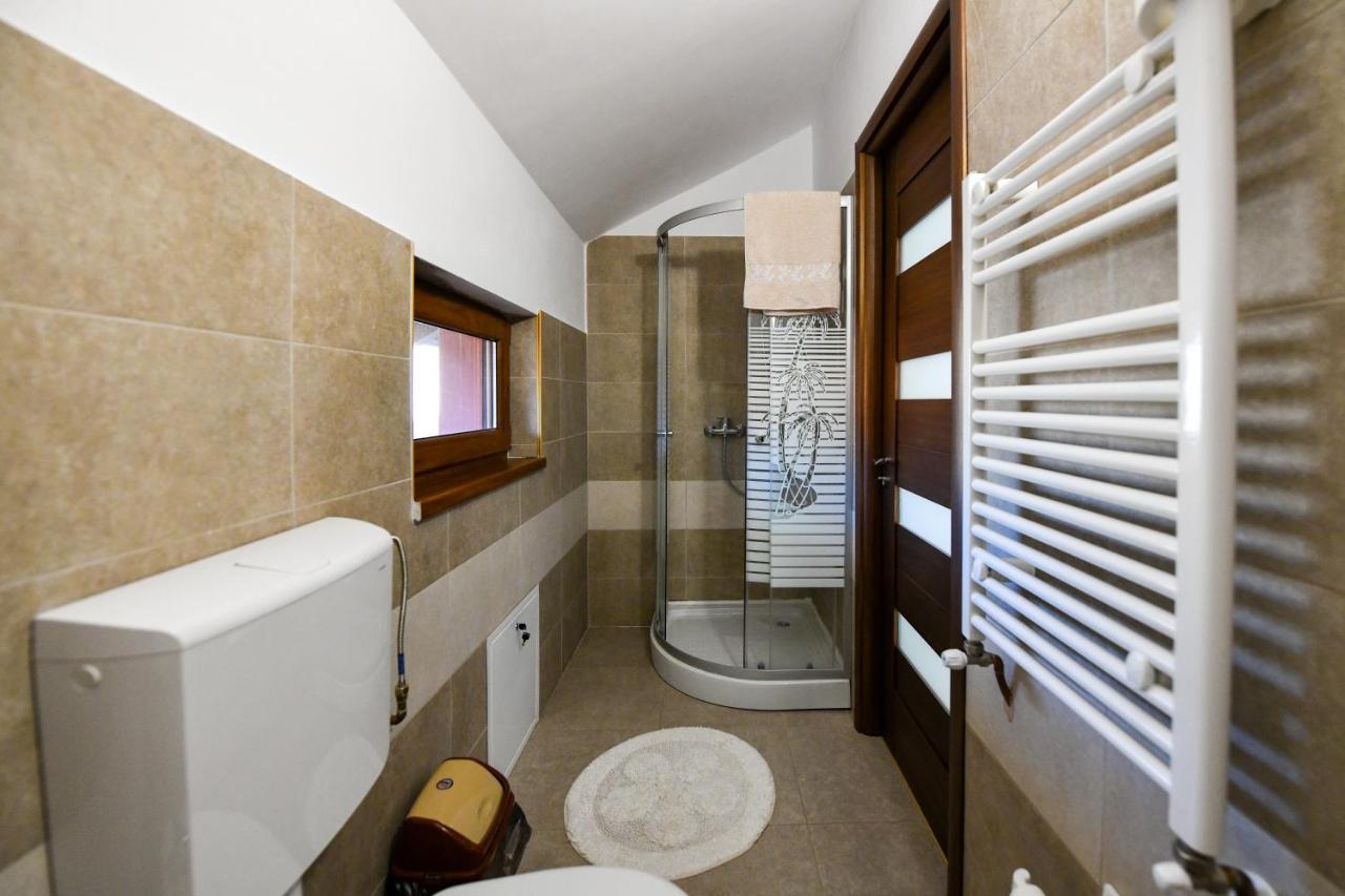 Villa Castellino Tîrgu Ocna 外观 照片